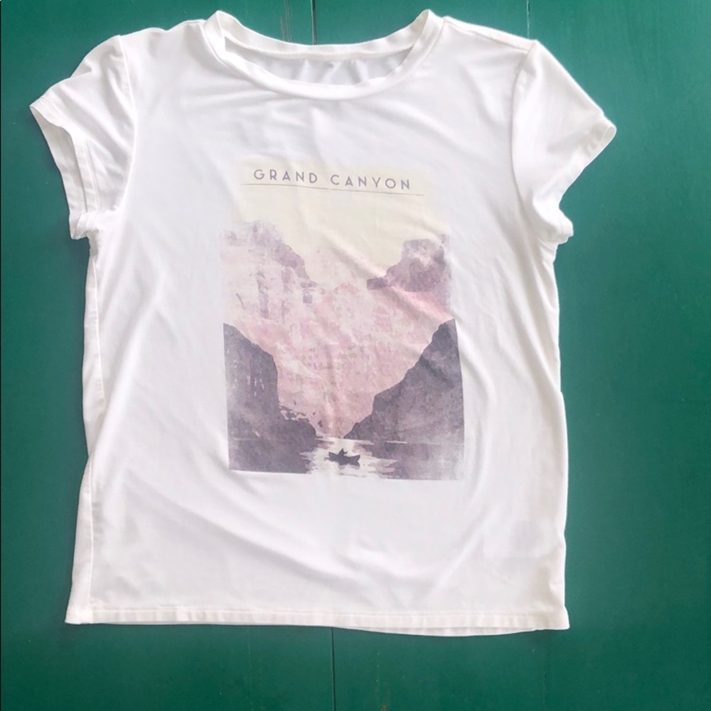 AMERICAN EAGLE CROP TOP